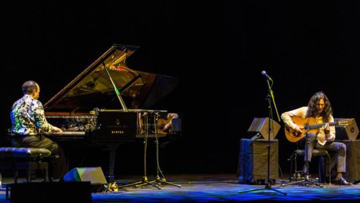 Michel Camilo (izquierda) y Tomatito, durante su actuación en el Teatro Real