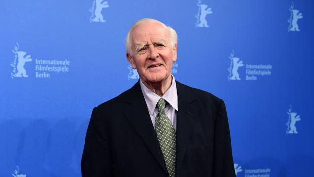 Le Carré: «Fue terriblemente duro escribir durante el Brexit y el auge de Trump»