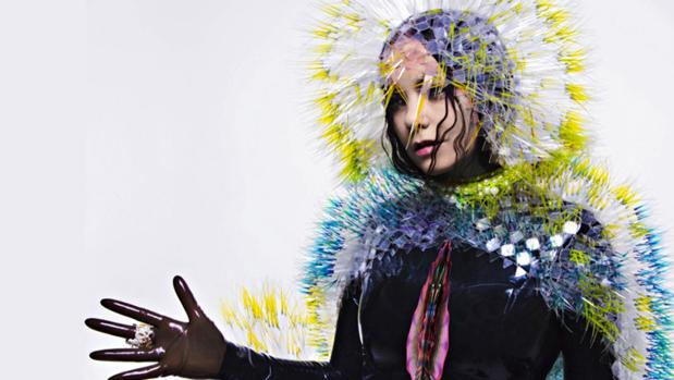 Escucha el nuevo single de Björk: «The Gate»