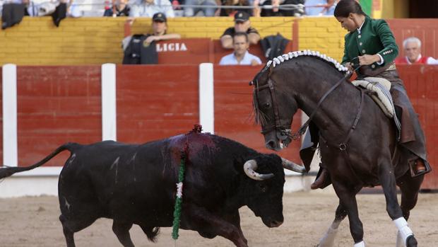 Triple puerta grande en el broche de la Feria de Salamanca