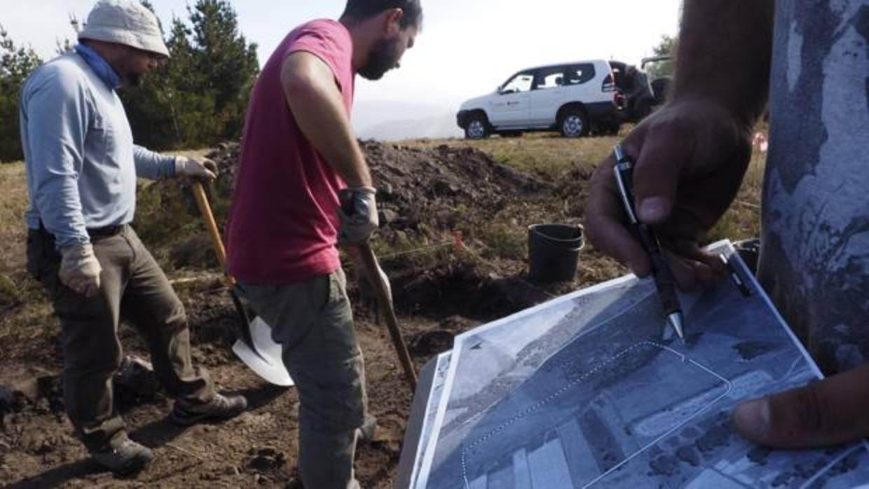 Intervención arqueológica en el campamento romano A Pena Parda, en el municipio de A Fonsagrada