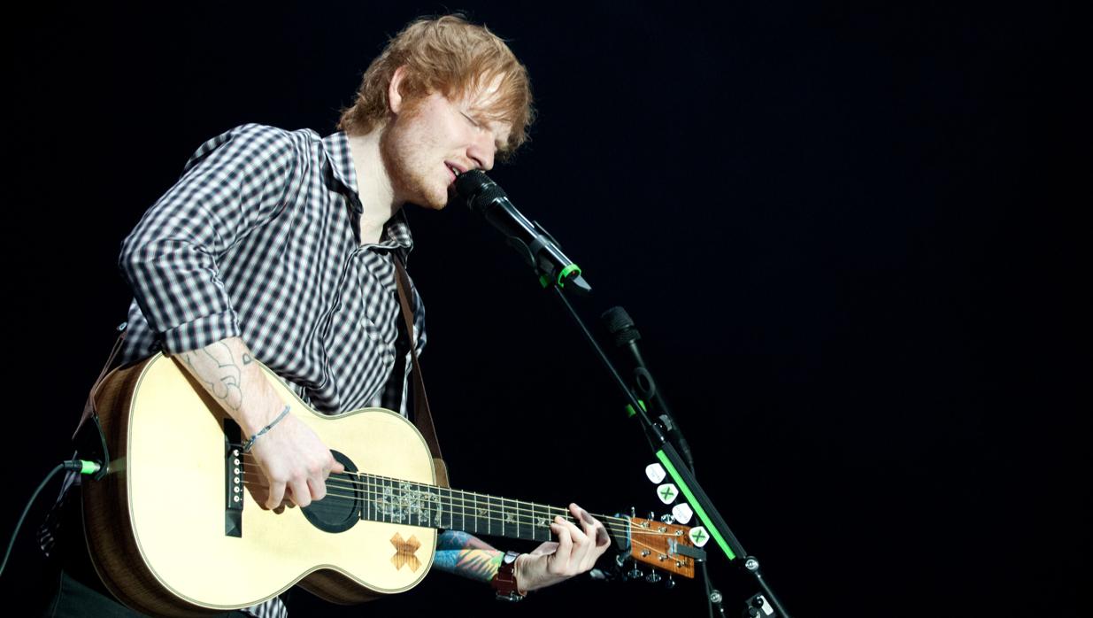 Ed Sheeran cancela parte de su gira asiática por un accidente de bicicleta