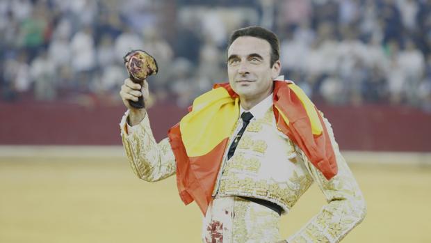 Enrique Ponce, premio Cossío al triunfador de la temporada taurina 2017