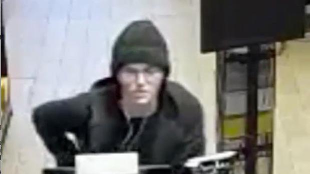 Roban dos obras del MoMA y las devuelven por correo