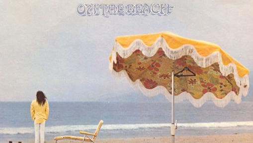 Parte de la cubierta del disco «On the beach», que incluye «Revolution Blues»