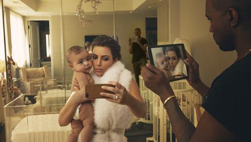 La familia Kardashian West por Annie Leibovitz
