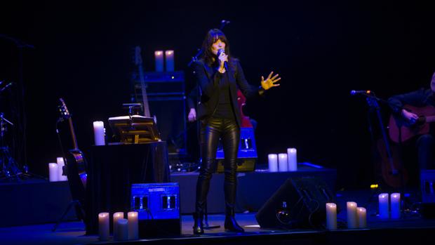 Carla Bruni: emociones de juguete y corrección «política» en su concierto en Madrid
