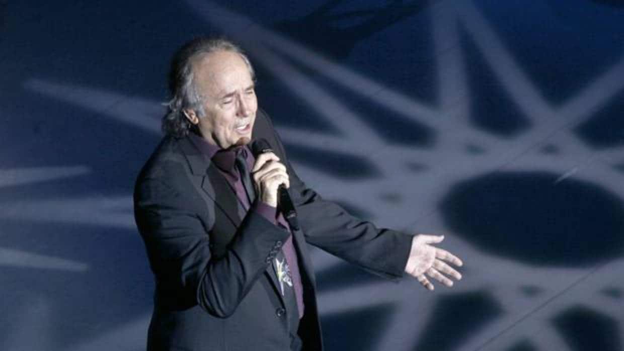 Joan Manuel Serrat, en un concierto celebrado en el FIBES de Sevilla