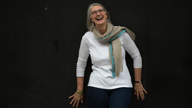 Louise Penny: «Lo menos interesante de mis novelas son los crímenes»