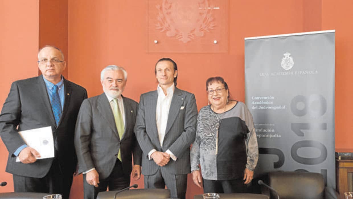 El acuerdo para la creación de la Academia del Judeoespañol se presentó en la sede de la RAE en Madrid