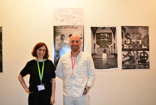 Los representantes de la galería ARCADE, Christian Mooney y Caterine Avataneo