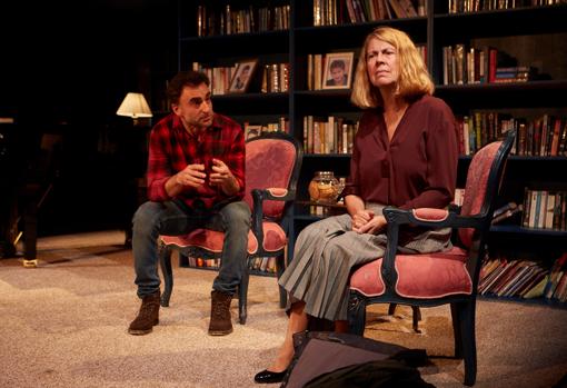 David Luque y Amparo Climent, en «La Golondrina» en el Cervantes Theatre