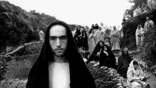El español Enrique Irazoqui interpretó a Cristo en esta cinta