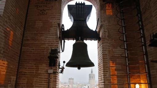 Una de las campanas de San Nicolás en Valencia