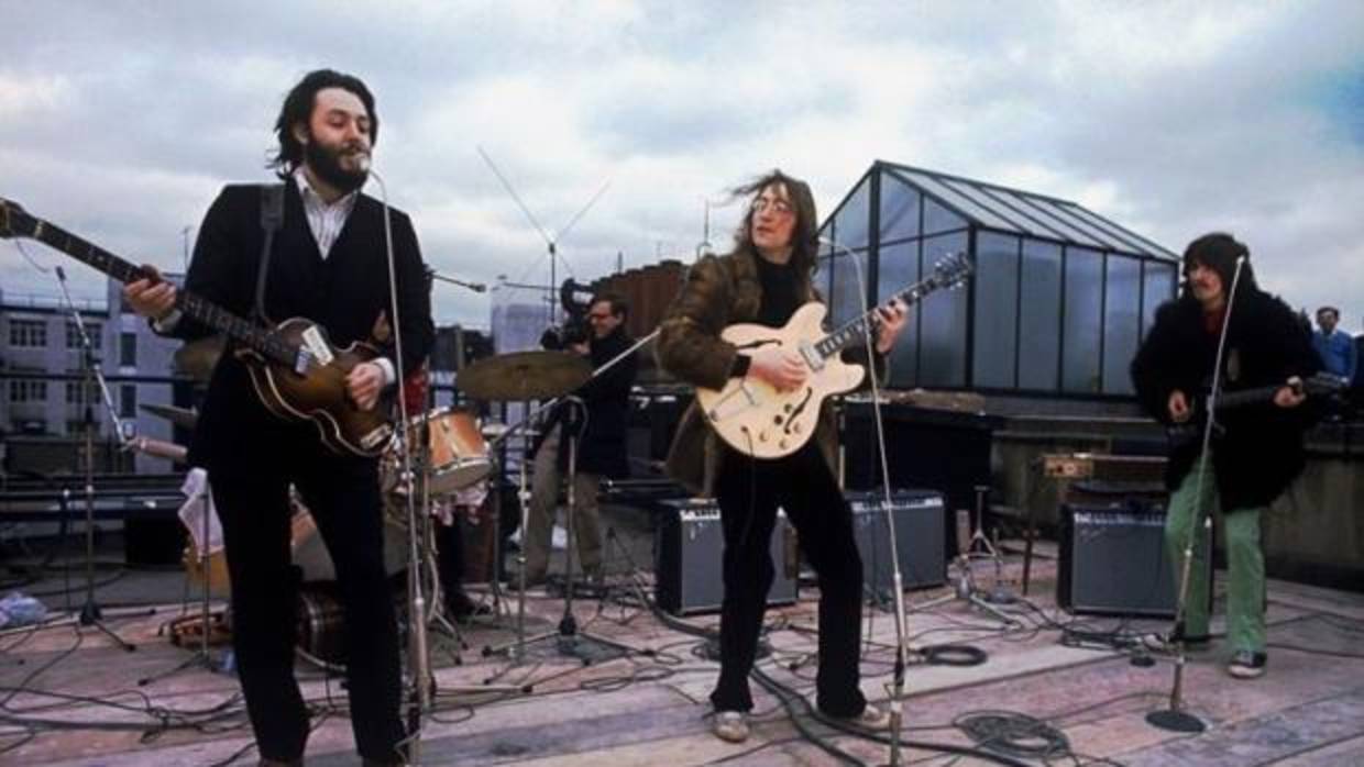 Los Beatles durante su último concierto