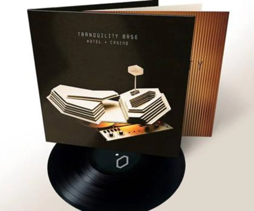 Lo nuevo de Arctic Monkeys, el vinilo que más rápido se ha vendido en los últimos 25 años
