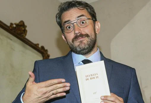 El ministro y su cuaderno