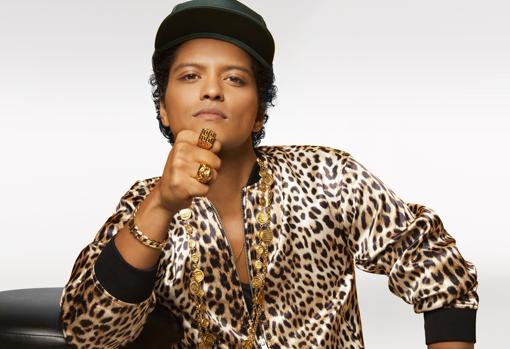 Bruno Mars promocionando su disco «24 K»