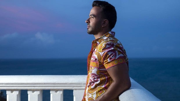 Luis Fonsi deja el reguetón con su próximo sencillo «Calypso»