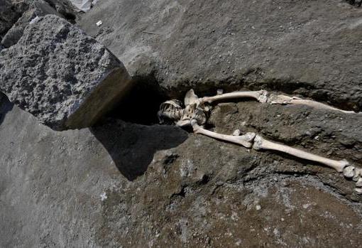 Los restos óseos de la tragedia en Pompeya