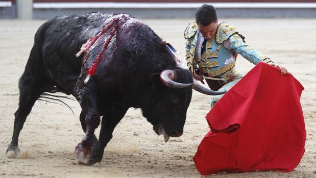 Repiten triunfo Chacón y Cortés en Las Ventas