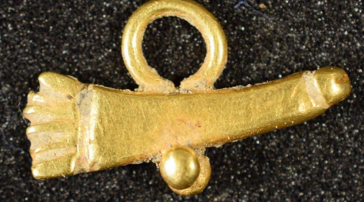 Hallado un amuleto fálico de oro en una excavación de Zaragoza