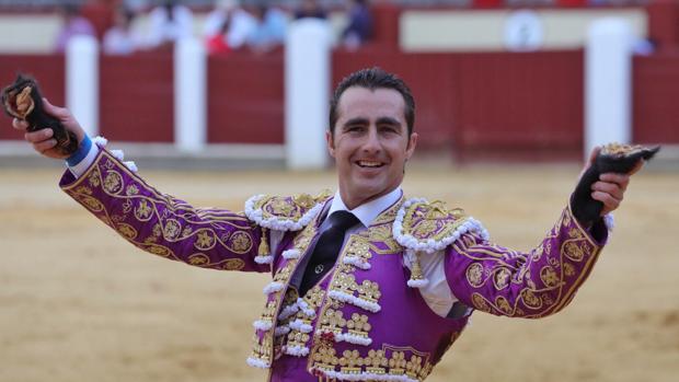 El Fandi y Morenito salen a hombros en Aranda