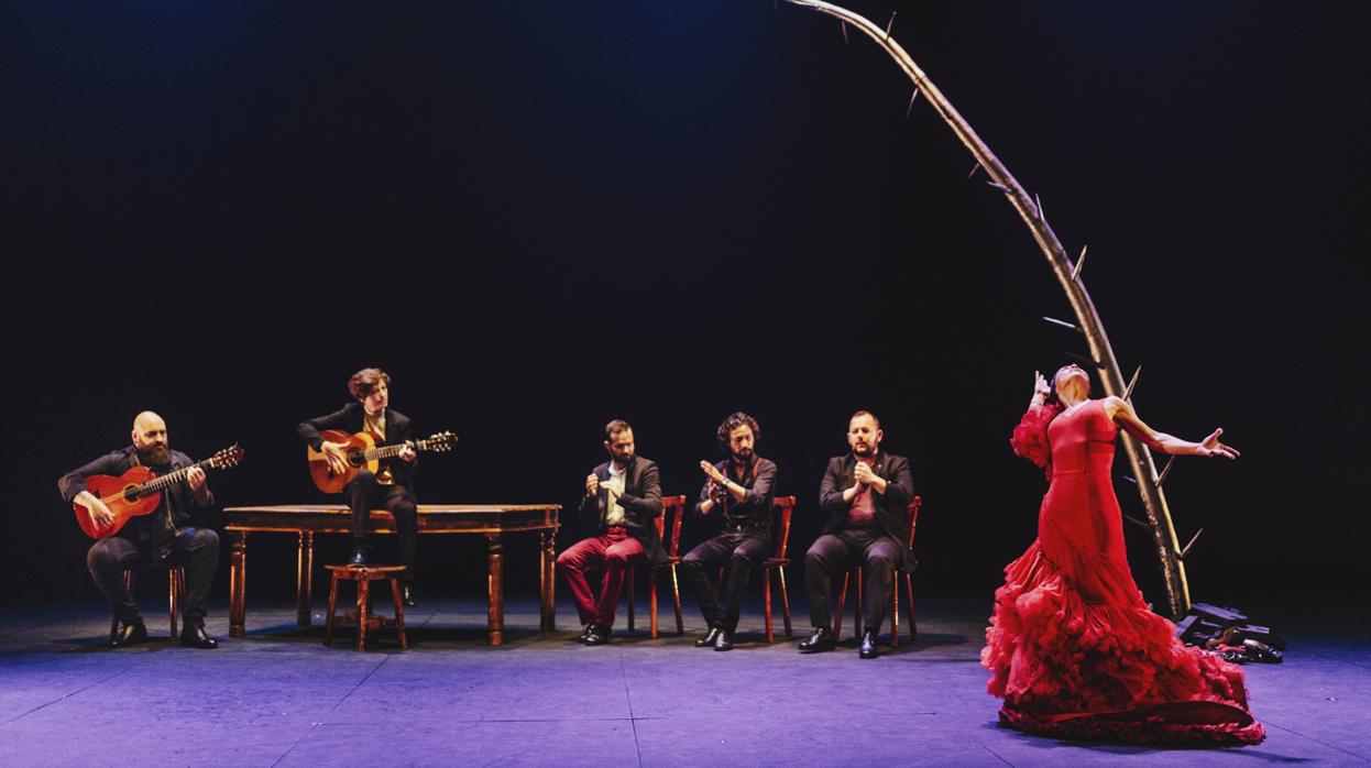 Olga Pericet durante su actuación en el Teatro Central