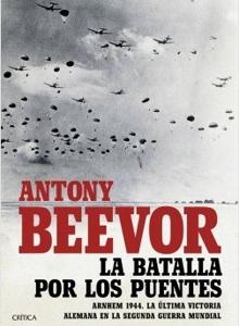 Antony Beevor: «El Valle de los Caídos tendría que ser una herramienta para educar a los españoles»