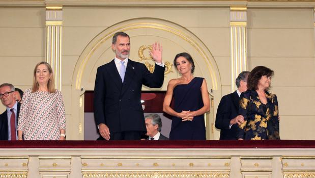 El Teatro Real y la Fura dels Baus lamentan la exhibición de lazos amarillos tras la función