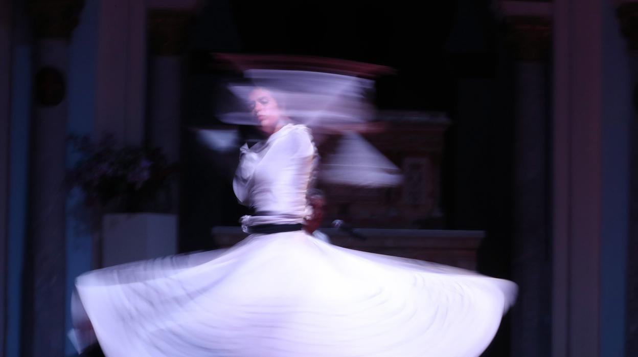 La bailarina Rana Gorgani en una foto de archivo