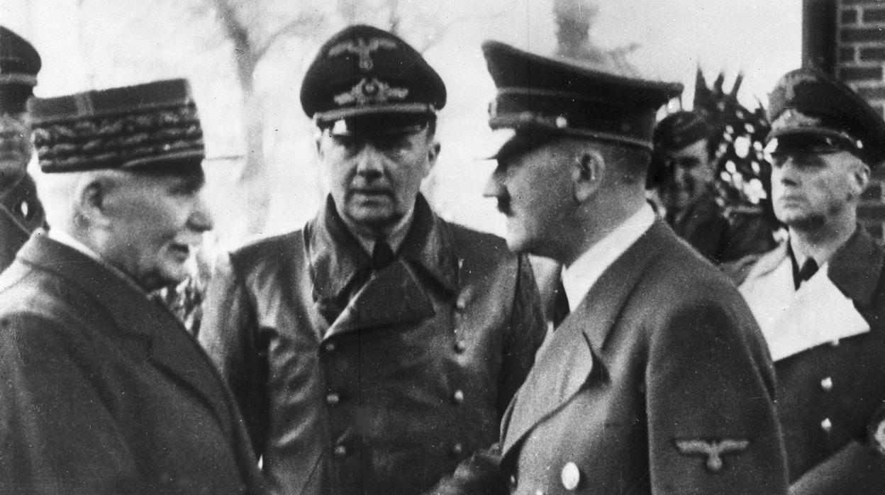 Petain, vencedor de Verdún,, rindió Francia a Hitler