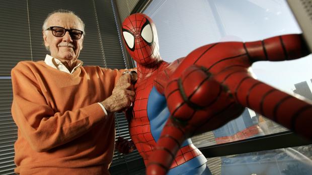 El misterio de Dirt man, el último superhéroe que estaba creando Stan Lee antes de morir