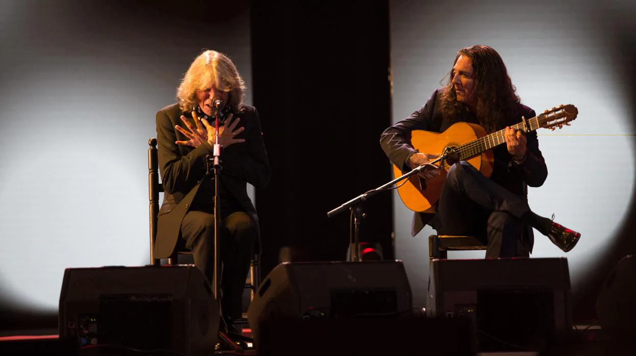El cantaor José Mercé y el tocaor Tomatito, en un concierto de su gira conjunta