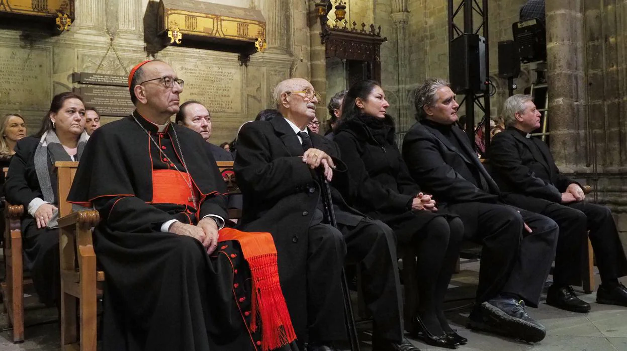 La familia de Montserrat Caballé, en el funeral por la soprano