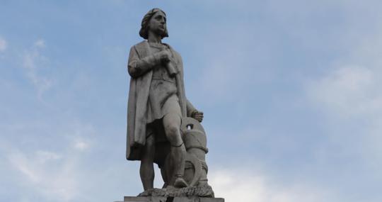 Estatua de Colón en La Paz (Bolivia)