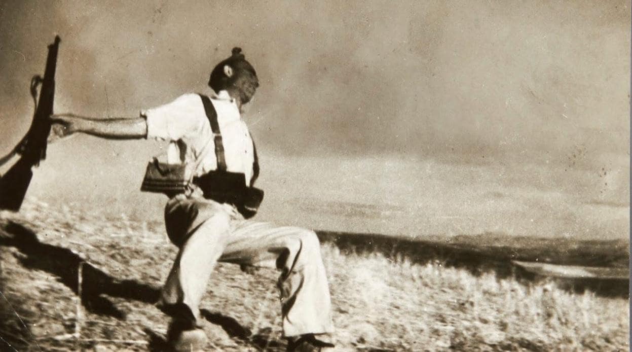«Muerte de un miliciano» de Robert Capa, una de las instantáneas más legendarias de la Guerra Civil española