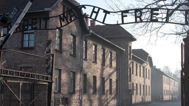 Récord histórico de visitantes en Auschwitz: 2,15 millones de personas en 2018