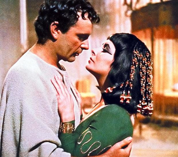Zahi Hawass: «He encontrado la tumba de Cleopatra»