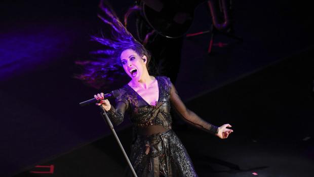 Malú suspende su gira «Oxígeno Tour» para pasar por el quirófano