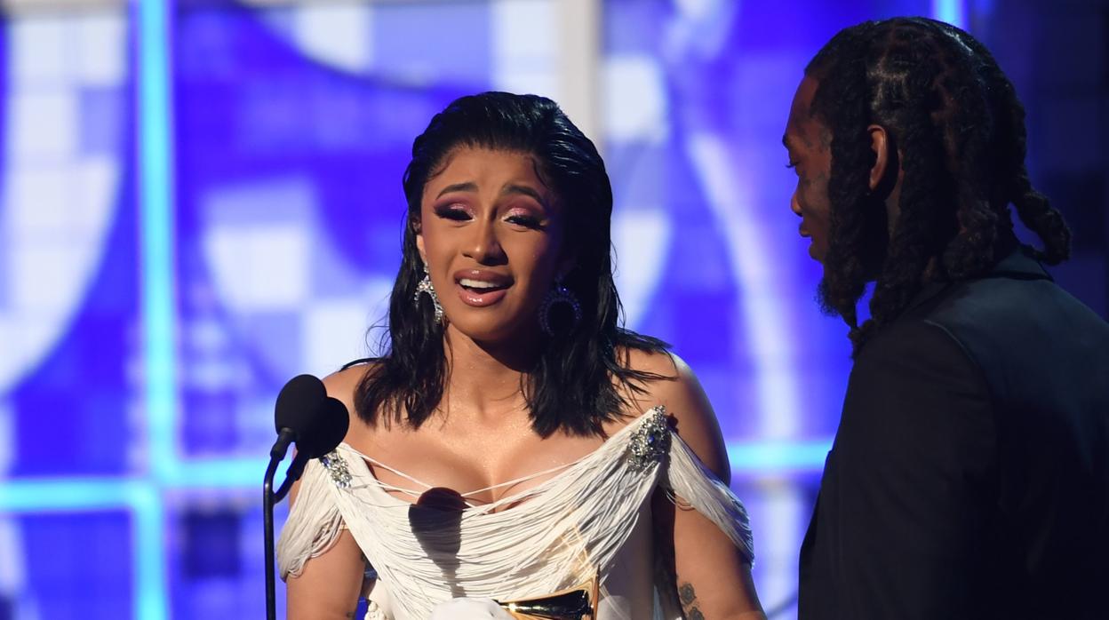 La rapera Cardi B, primera mujer en ganar un Grammy por mejor álbum de rap