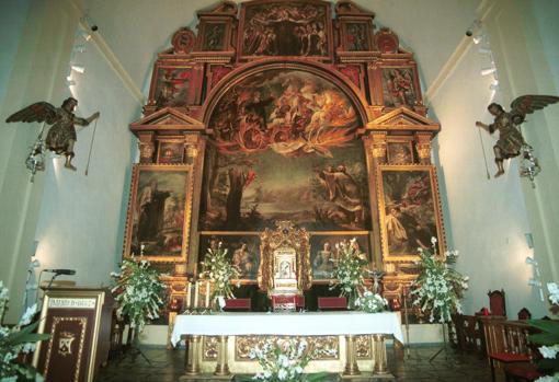 Retablo con las pinturas de Valdés Leal