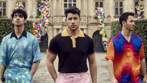 Los Jonas Brothers vuelven por sorpresa con un nuevo single