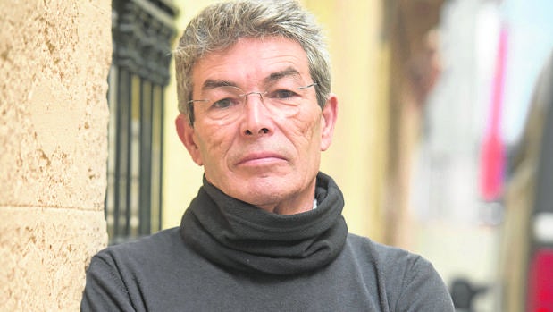 ‘Ave, ciudadano’: un viaje por el tiempo con el humor como disfraz