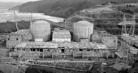 La central nuclear de Lemóniz (Vizcaya)