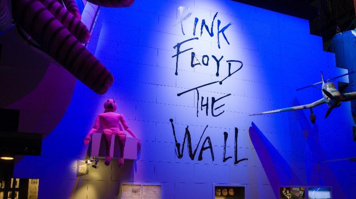 Momento de la exposición «The Pink Floyd Exhibition: Their Mortal Remains»