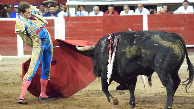 Arturo Saldívar indulta al toro «Amor Infinito» en Aguascalientes