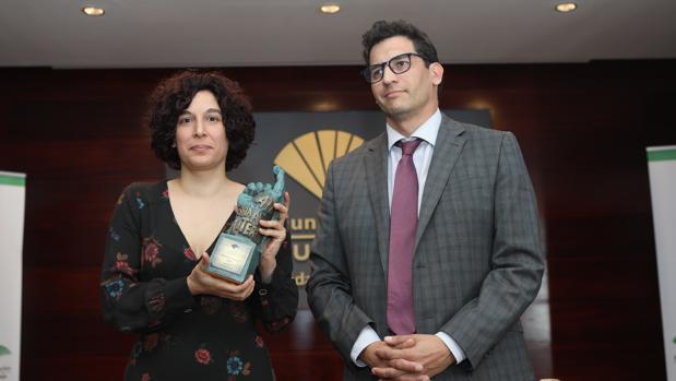 Olalla Castro, ganadora del XXXIII Premio Unicaja de Poesía