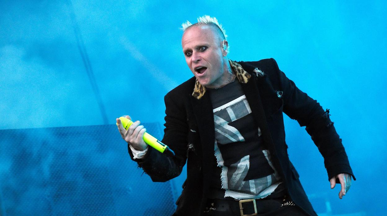 Keith Flint durante un concierto