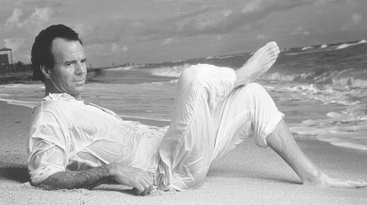 Julio Iglesias en una foto de archivo